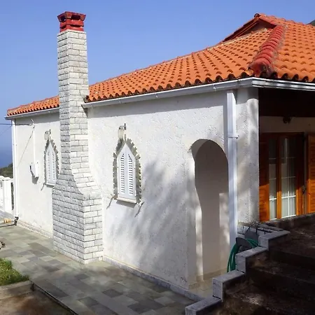 Holiday home Poetry In A View Kyparission